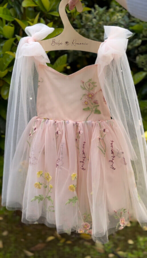 Bloom τούλινο φόρεμα με κεντημένα λουλούδια σομόν