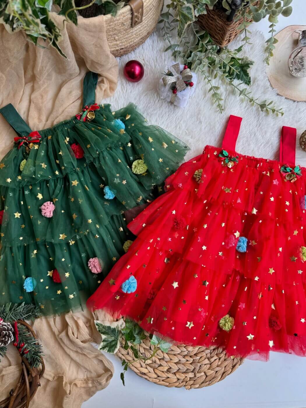 “Stellina” χριστουγεννιάτικο τούλινο φόρεμα με φουντίτσες