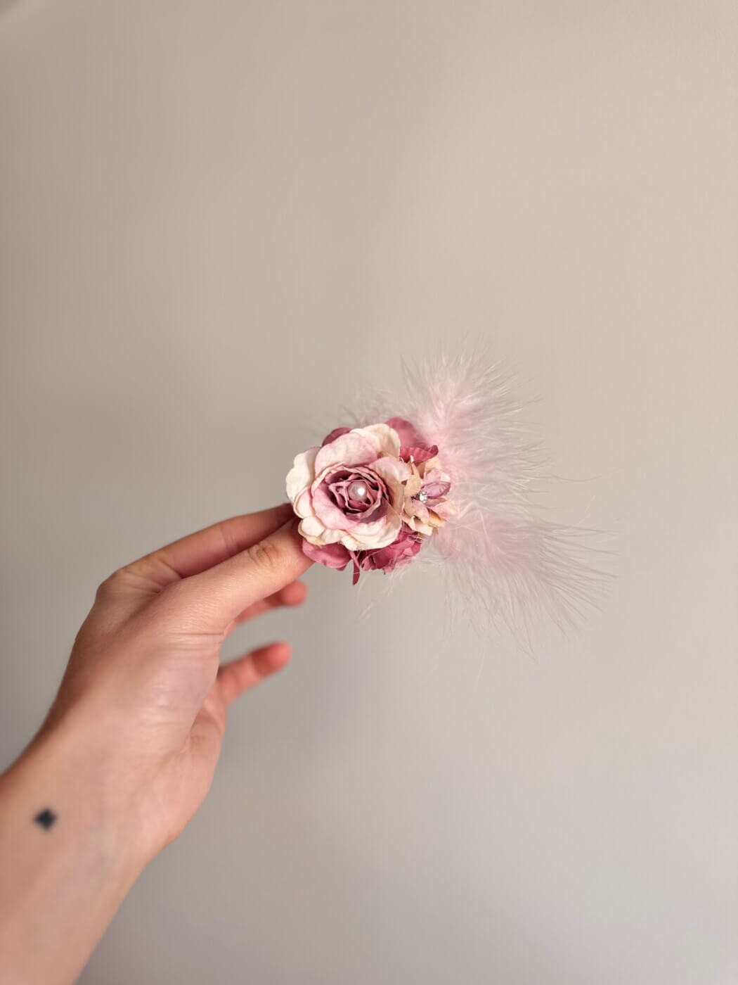 “Lilian” χειροποίητα floral clips