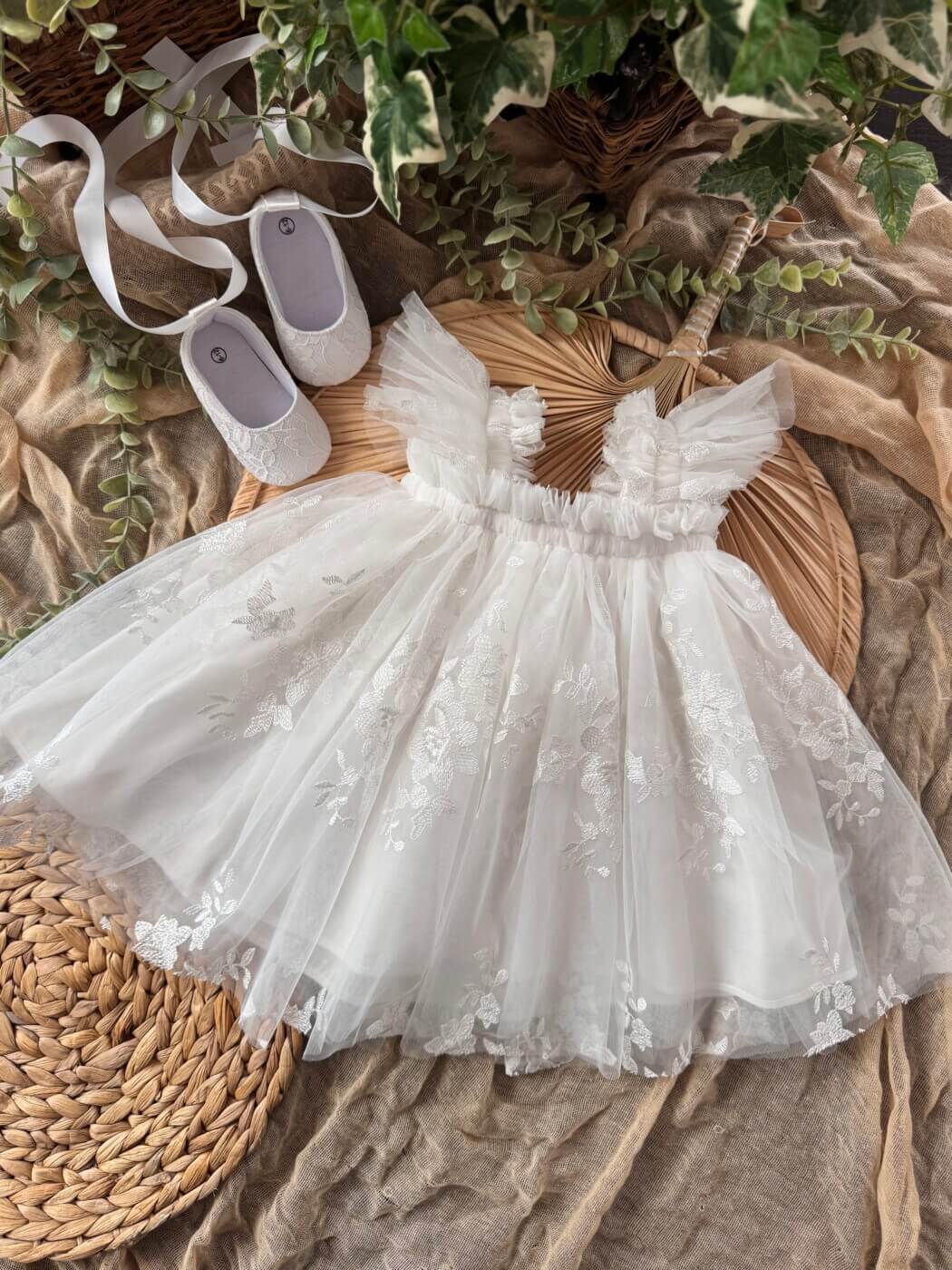 “Aethra” τούλινο boho φόρεμα με δαντέλα